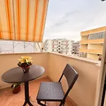 Apartment A Due Passi Dal Mare *